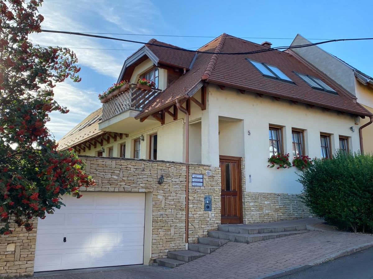 Ferienwohnung Gardonyi Apartman Erlau Exterior foto
